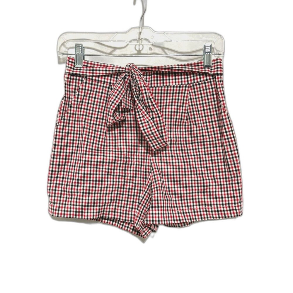 Must Have Gingham Tie-Waist Pleated Shorts size Small
